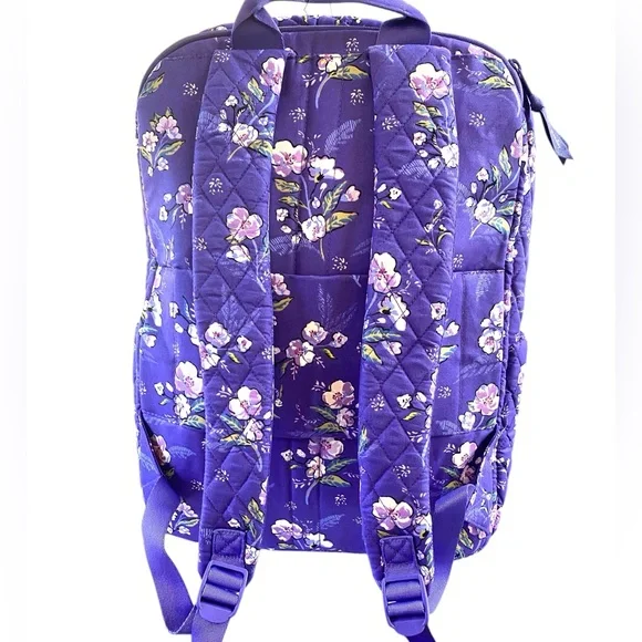 🌸One Left...Large Essential Vera Bradley - Picture 5 of 9